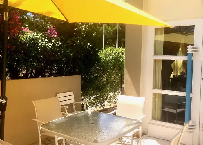 De Saint Clair A 50m Lägenhet